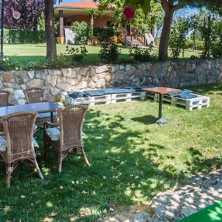 Hotel Rural La Yagona Entrala