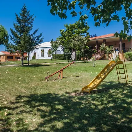 Rural La Yagona Hotel Entrala